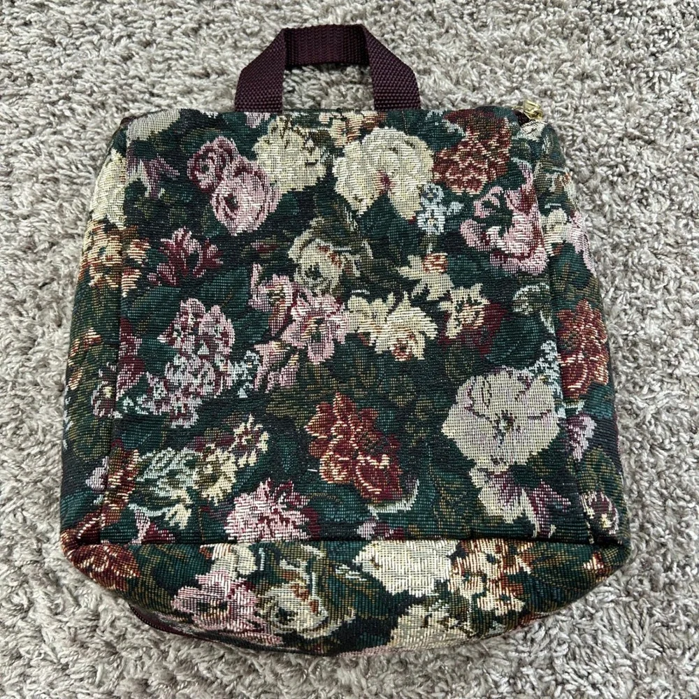 Bay Bags Vintage‎ Floral Tapestry Hanging Toiletry Travel Organizer Burgundy 90s